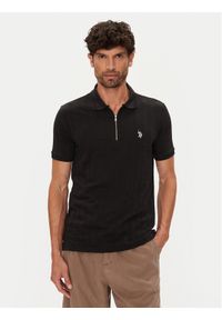 U.S. Polo Assn. Polo MUP3992 Czarny Regular Fit. Typ kołnierza: polo. Kolor: czarny. Materiał: bawełna