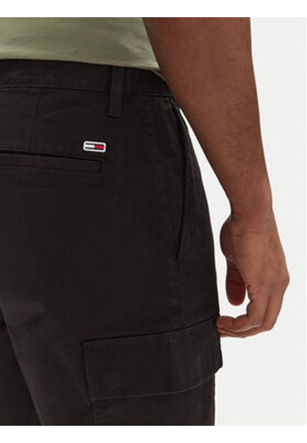 Tommy Jeans Szorty materiałowe Scanton DM0DM21949 Czarny Regular Fit. Kolor: czarny. Materiał: bawełna