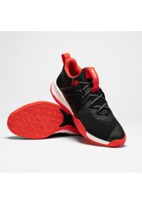 KIPSTA - Buty do piłki ręcznej Atorka H500 Faster. Zapięcie: zamek. Kolor: biały, czerwony, wielokolorowy, czarny. Materiał: guma