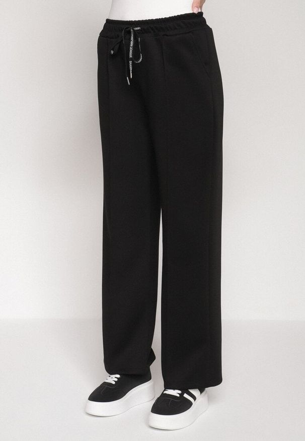 Born2be - Czarny Bawełniany Komplet Dresowy Bluza na Suwak i Spodnie Tevrisa. Kolor: czarny. Materiał: bawełna, dresówka. Sport: turystyka piesza