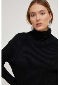 Answear Lab sukienka i sweter kolor czarny mini prosta. Okazja: na co dzień. Kolor: czarny. Materiał: dzianina, prążkowany. Typ sukienki: proste. Styl: wakacyjny. Długość: mini #3