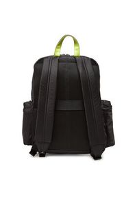 Calvin Klein Jeans Plecak Tech Utility Backpack LV04G3122G Czarny. Kolor: czarny. Materiał: materiał