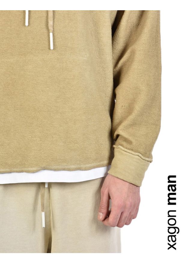 Xagon Man Bluza | P2108 1J 21005 | Mężczyzna | Beżowy. Okazja: na co dzień. Typ kołnierza: kaptur. Kolor: beżowy. Materiał: bawełna. Wzór: aplikacja. Styl: casual