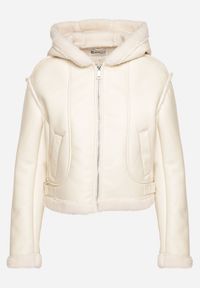 Born2be - Jasnobeżowa Krótka Kurtka Biker z Kapturem i Futrzanymi Wstawkami Daithia. Okazja: na co dzień. Typ kołnierza: kaptur. Kolor: beżowy. Materiał: futro. Długość: krótkie. Styl: casual #4