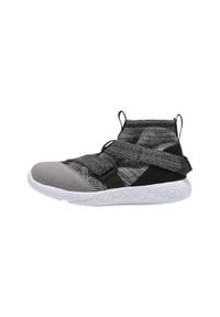 Buty do chodzenia dla dzieci Hummel terrafly knit. Kolor: wielokolorowy, niebieski, szary. Sport: turystyka piesza