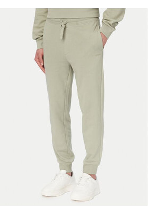 Hugo - HUGO Dres Tracksuit Dapodayote 50492581 Zielony jasny Relaxed Fit. Kolor: zielony. Materiał: bawełna