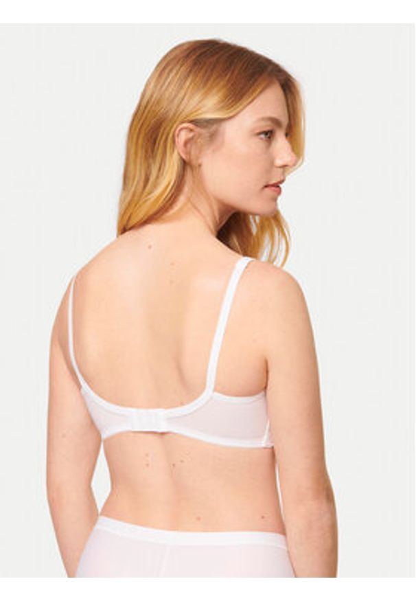 Triumph Biustonosz z fiszbiną Compliment 10166802 Biały. Kolor: biały. Materiał: syntetyk