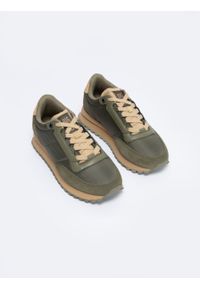 Big-Star - Sneakersy męskie z zamszowymi wstawkami khaki NN174325 303. Kolor: zielony. Materiał: zamsz. Szerokość cholewki: normalna
