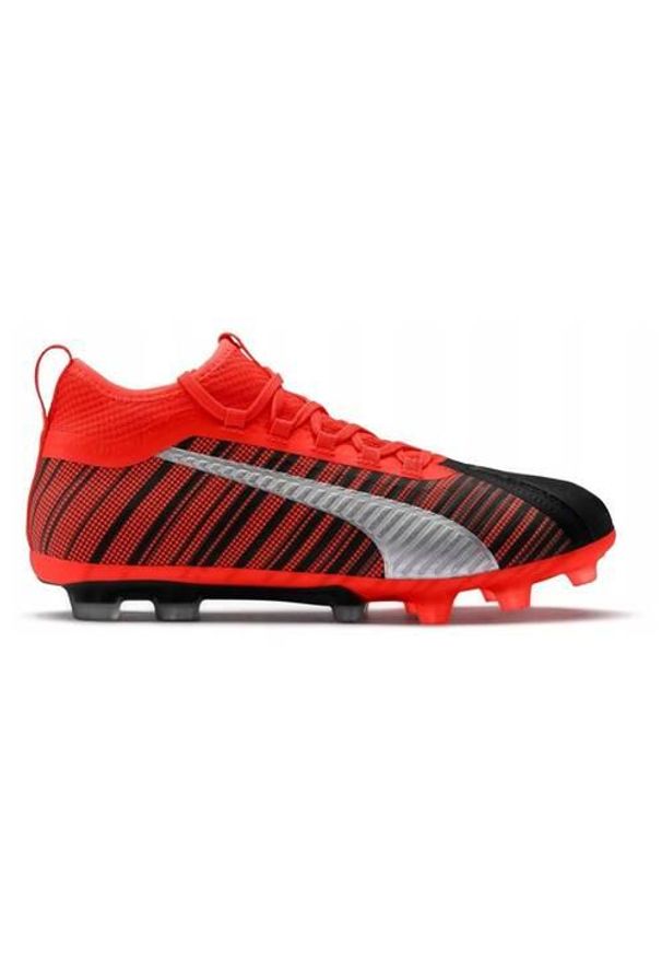 Buty piłkarskie męskie Puma One 5.2 Hg Hg. Zapięcie: sznurówki. Kolor: czerwony. Materiał: materiał. Szerokość cholewki: normalna. Sport: piłka nożna