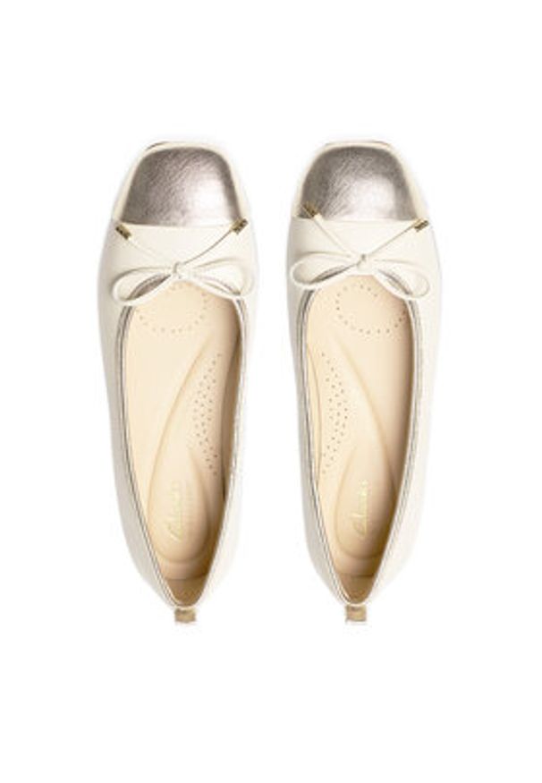 Clarks Baleriny Ubree15 Poppy 26181326 Beżowy. Kolor: beżowy. Materiał: skóra