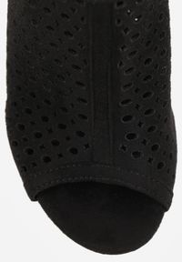 Renee - Czarne Sandały na Słupku z Ażurową Cholewką i Skórzaną Wkładką Linalira. Okazja: na co dzień. Kolor: czarny. Materiał: skóra. Wzór: ażurowy. Obcas: na słupku. Styl: casual, elegancki #6