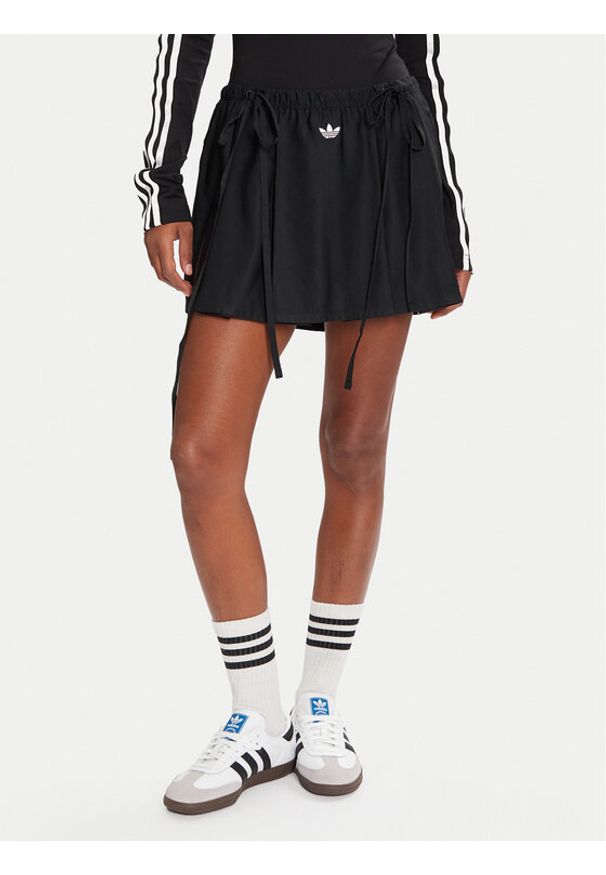 Adidas - adidas Spódnica mini Ribbon JX2554 Czarny Regular Fit. Kolor: czarny. Materiał: syntetyk