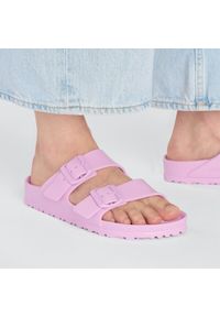 Birkenstock - BIRKENSTOCK ARIZONA EVA FONDANT PINK Klapki damskie. Okazja: na spacer, na co dzień, na plażę. Kolor: różowy. Materiał: materiał. Wzór: paski. Sezon: lato. Styl: casual, klasyczny #5