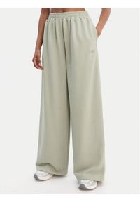 Reebok Spodnie dresowe Reebok x Ewa Chodakowska RK25624CCW Zielony Wide Leg. Kolor: zielony. Materiał: syntetyk, bawełna #1