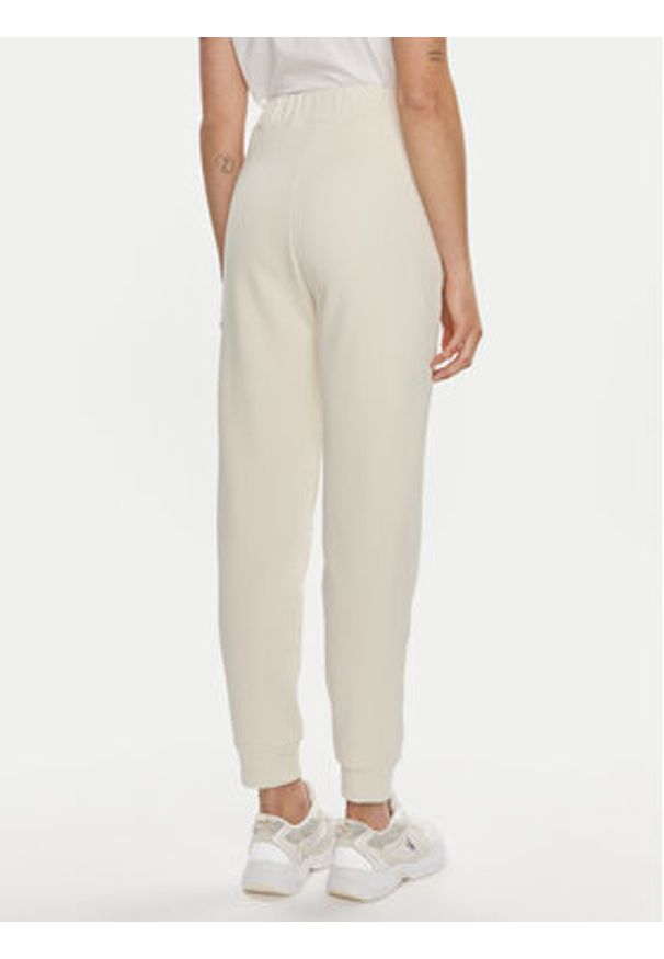 Calvin Klein Spodnie dresowe Micro Logo K20K206632 Écru Regular Fit. Kolor: kremowy. Materiał: bawełna