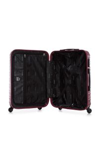 Wittchen - Średnia walizka z zawieszką bordowa. Kolor: czerwony. Materiał: guma. Wzór: kolorowy. Styl: elegancki, wakacyjny #4