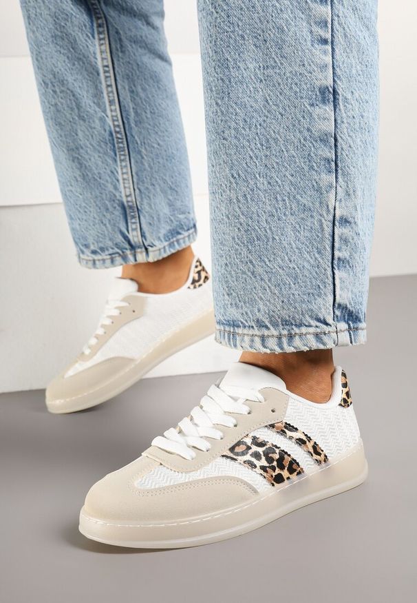 Renee - Beżowe Sneakersy w Stylu Tenisówek z Paskami w Panterkę Eleaniria. Okazja: na co dzień. Zapięcie: pasek. Kolor: beżowy. Materiał: jeans. Wzór: motyw zwierzęcy. Obcas: na płaskiej podeszwie