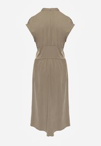 Born2be - Zielona Sukienka Koszulowa z Modelującym Przeszyciem ze Sprzączkami w Talii Puresa. Okazja: na co dzień, do pracy, na spotkanie biznesowe. Kolor: zielony. Typ sukienki: koszulowe. Styl: casual, biznesowy #8