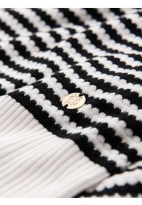 Ombre Clothing - Męska dzianinowa koszulka polo bez guzików w marynarskie paski – czarno-biała V1 - Rozmiar: XL. Typ kołnierza: polo. Kolor: czarny. Materiał: dzianina. Długość: krótkie. Wzór: paski. Sezon: lato. Styl: retro, elegancki #5