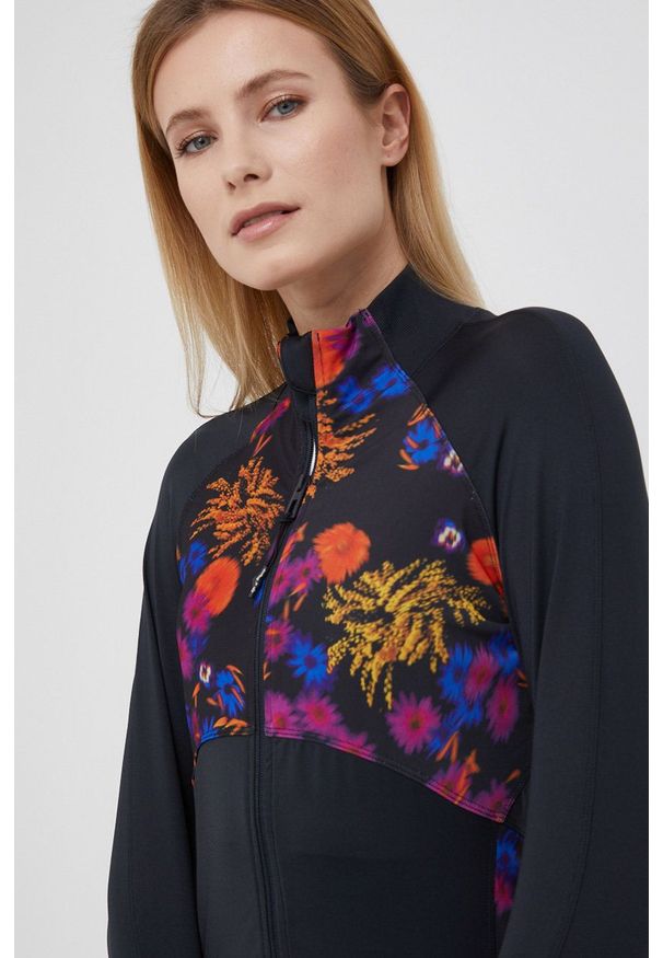 Desigual bluza damska kolor czarny wzorzysta. Okazja: na co dzień. Kolor: czarny. Materiał: dzianina. Długość rękawa: raglanowy rękaw. Styl: casual