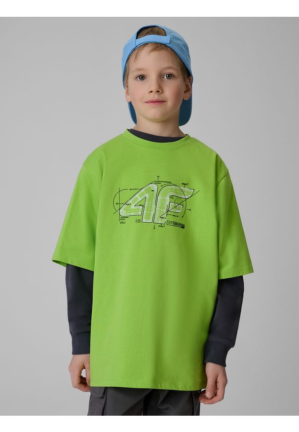 4f - 4F T-shirt loose z nadrukiem chłopięcy - zielony 146/152 (10-12 lat). Okazja: na co dzień, na uczelnię. Kolor: zielony. Materiał: materiał. Wzór: nadruk. Sezon: lato. Styl: casual