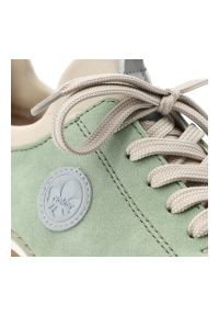 Półbuty damskie Rieker, cholewka skóra ekologiczna wsuwane niski fason zaokrąglony nosek kontrastowe elementy kolorystyczne pętla z tyłu masywna lini. Zapięcie: bez zapięcia. Kolor: zielony. Materiał: skóra ekologiczna. Szerokość cholewki: normalna #7