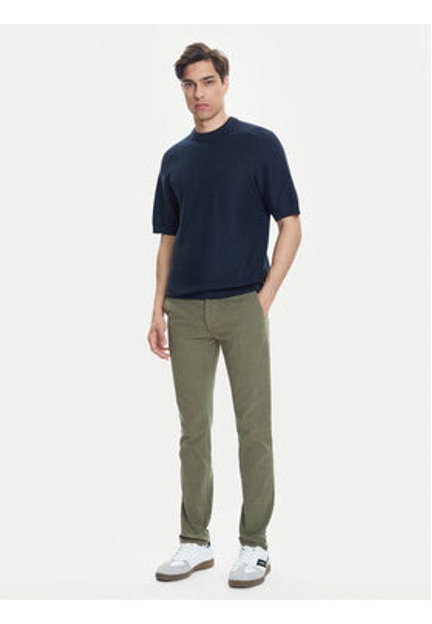 BOSS Chinosy 50548006 Zielony Slim Fit. Kolor: zielony. Materiał: bawełna