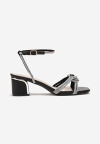 Born2be - Czarne Sandały na Metalicznym Słupku z Ozdobnymi Biżuteryjnymi Paseczkami Lannia. Kolor: czarny. Obcas: na słupku. Wysokość obcasa: średni #3