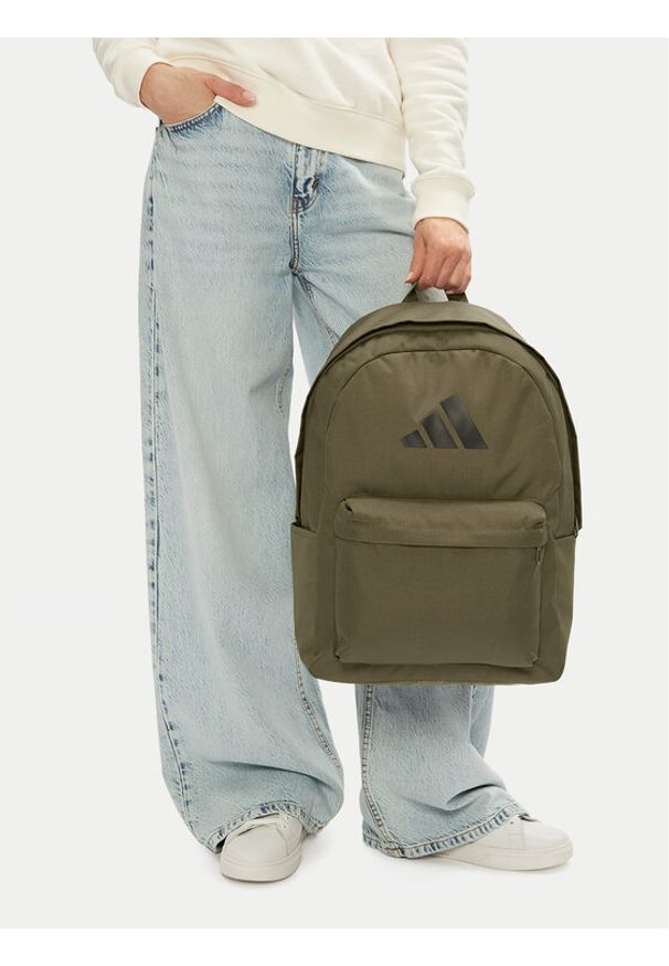 Adidas - adidas Plecak C-CLSC BARS BP IS7051 Khaki. Kolor: brązowy. Materiał: poliester