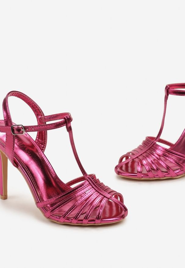 Born2be - Fuksjowe Sandały na Wysokiej Szpilce z Cienkimi Paseczkami Xiralia. Kolor: różowy. Styl: elegancki