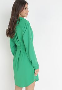 Born2be - Zielona Sukienka Koszulowa z Wiązanym Paskiem Dekitte. Kolor: zielony. Materiał: materiał. Typ sukienki: koszulowe #2