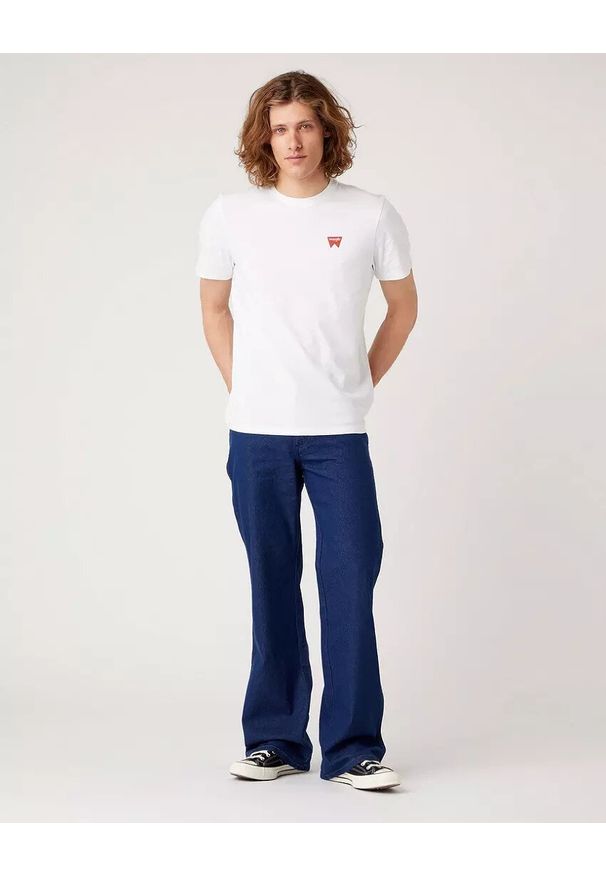 Wrangler - WRANGLER SIGN OFF TEE MĘSKI T-SHIRT KOSZULKA LOGO NADRUK WHITE W70MD3989 112321344. Wzór: nadruk