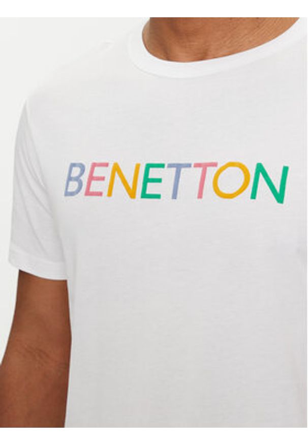 United Colors of Benetton - United Colors Of Benetton T-Shirt 3I1XU100A Biały Regular Fit. Kolor: biały. Materiał: bawełna