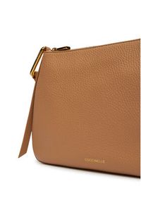 Coccinelle Torebka E5 MQF 55 02 01 Brązowy. Kolor: brązowy. Materiał: skórzane