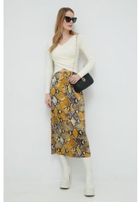 Guess sweter damski kolor beżowy lekki. Kolor: beżowy. Materiał: włókno, dzianina. Długość rękawa: raglanowy rękaw. Wzór: gładki #4