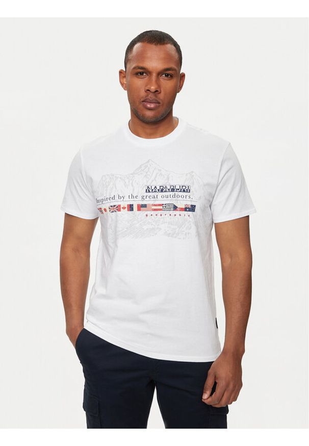 Napapijri T-Shirt S-Turin NP0A4HQG Biały Regular Fit. Kolor: biały. Materiał: bawełna