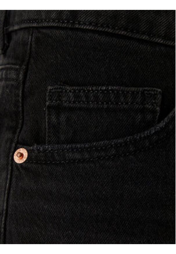 Vero Moda Szorty jeansowe Tess 10301532 Czarny Regular Fit. Kolor: czarny. Materiał: bawełna
