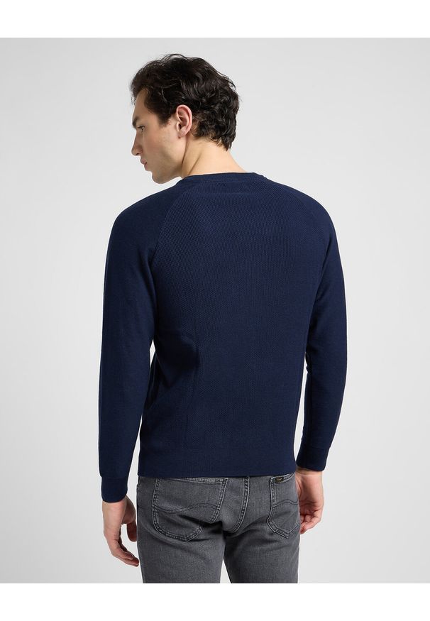 Lee - LEE RAGLAN CREW KNIT MĘSKI SWETER SKY BLUE L83PKHHY 112321587. Długość rękawa: raglanowy rękaw