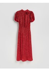Reserved - Cekinowa sukienka z bufiastymi rękawami - czerwony. Kolor: czerwony. Materiał: dzianina #1