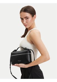 Emporio Armani Torebka EW004564 AF19229 UC001 Czarny. Kolor: czarny. Materiał: skórzane #1