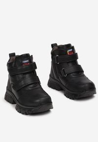 Born2be - Czarne Traperki Mocno Ocieplone Noshe. Okazja: na co dzień. Nosek buta: okrągły. Zapięcie: rzepy. Kolor: czarny. Materiał: jeans. Wzór: kolorowy. Sezon: zima, jesień. Styl: młodzieżowy, casual, elegancki