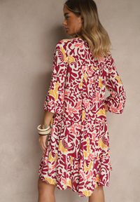 Renee - Żółto-Bordowa Sukienka z Wiskozy o Rozkloszowanym Kroju w Abstrakcyjny Wzór Lirese. Okazja: na co dzień. Kolor: żółty. Materiał: wiskoza. Styl: elegancki, casual #4