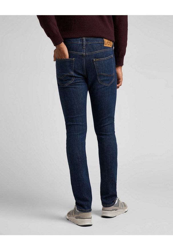 Lee - LEE LUKE MĘSKIE SPODNIE JEANSOWE DEEP WATER L719PXEE 112322381