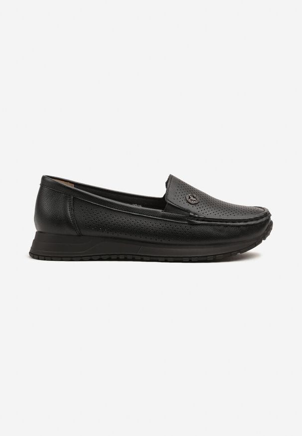 Born2be - Czarne Mokasyny w Casualowym Stylu z Perforacją i Skórzaną Wkładką Elaninora. Okazja: na co dzień. Kolor: czarny. Materiał: skóra. Styl: elegancki, casual