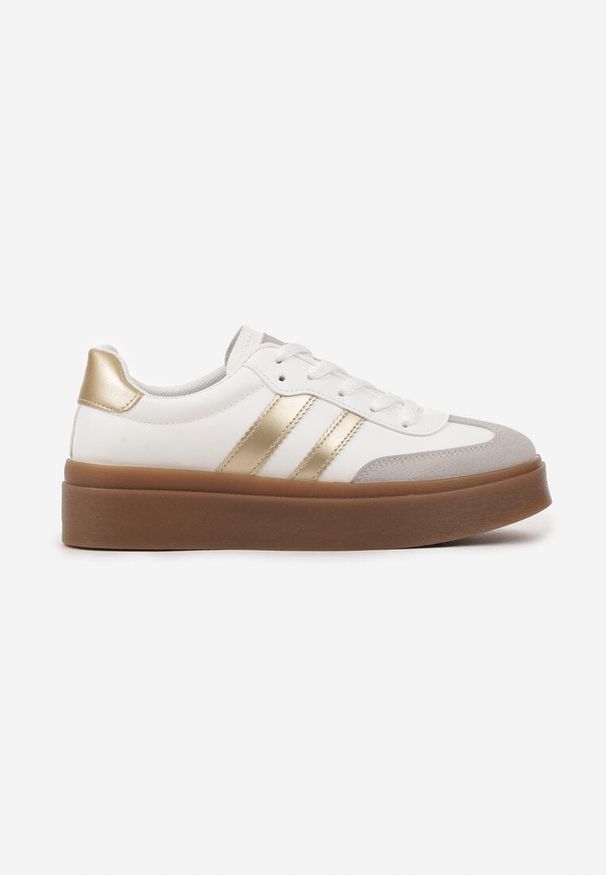 Renee - Biało-Złote Klasyczne Sneakersy Tenisówki na Niskiej Platformie Denirla. Okazja: na co dzień. Kolor: biały. Materiał: jeans. Obcas: na platformie
