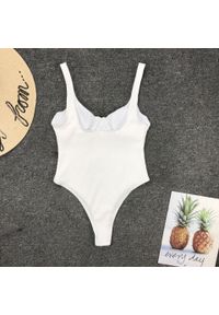 Intica - Jednoczęściowy strój kąpielowy z fiszbinami na plażę Dicle. Kolor: biały. Materiał: materiał #1