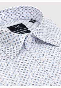 Pako Lorente - PAKO LORENTE – Biała koszula niebieskie trójkąty. Okazja: na co dzień, na imprezę. Typ kołnierza: button down. Kolor: niebieski, biały, wielokolorowy. Długość: długie. Wzór: gładki, nadruk, kwiaty. Materiał: tkanina, elastan, włókno, materiał, bawełna, skóra, jeans. Długość rękawa: długi rękaw. Sezon: wiosna, lato. Styl: casual, elegancki #3