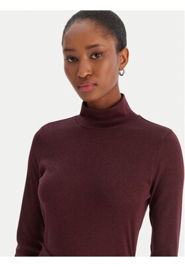 Vero Moda Sukienka dzianinowa Louisa 10336207 Bordowy Loose Fit. Kolor: czerwony. Materiał: syntetyk