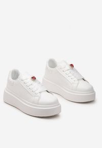 Renee - Białe Sneakersy z Brokatową Wstawką i Cyrkonią przy Sznurówkach Wineta. Kolor: biały #5