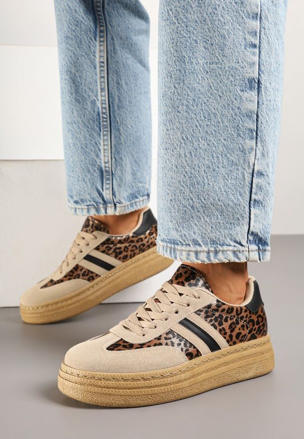 Renee - Panterkowe Sneakersy Kultowe Tenisówki na Grubej Podeszwie Ozdobione Wzorem w Panterkę Gonelis. Okazja: na co dzień. Materiał: jeans. Wzór: aplikacja, motyw zwierzęcy